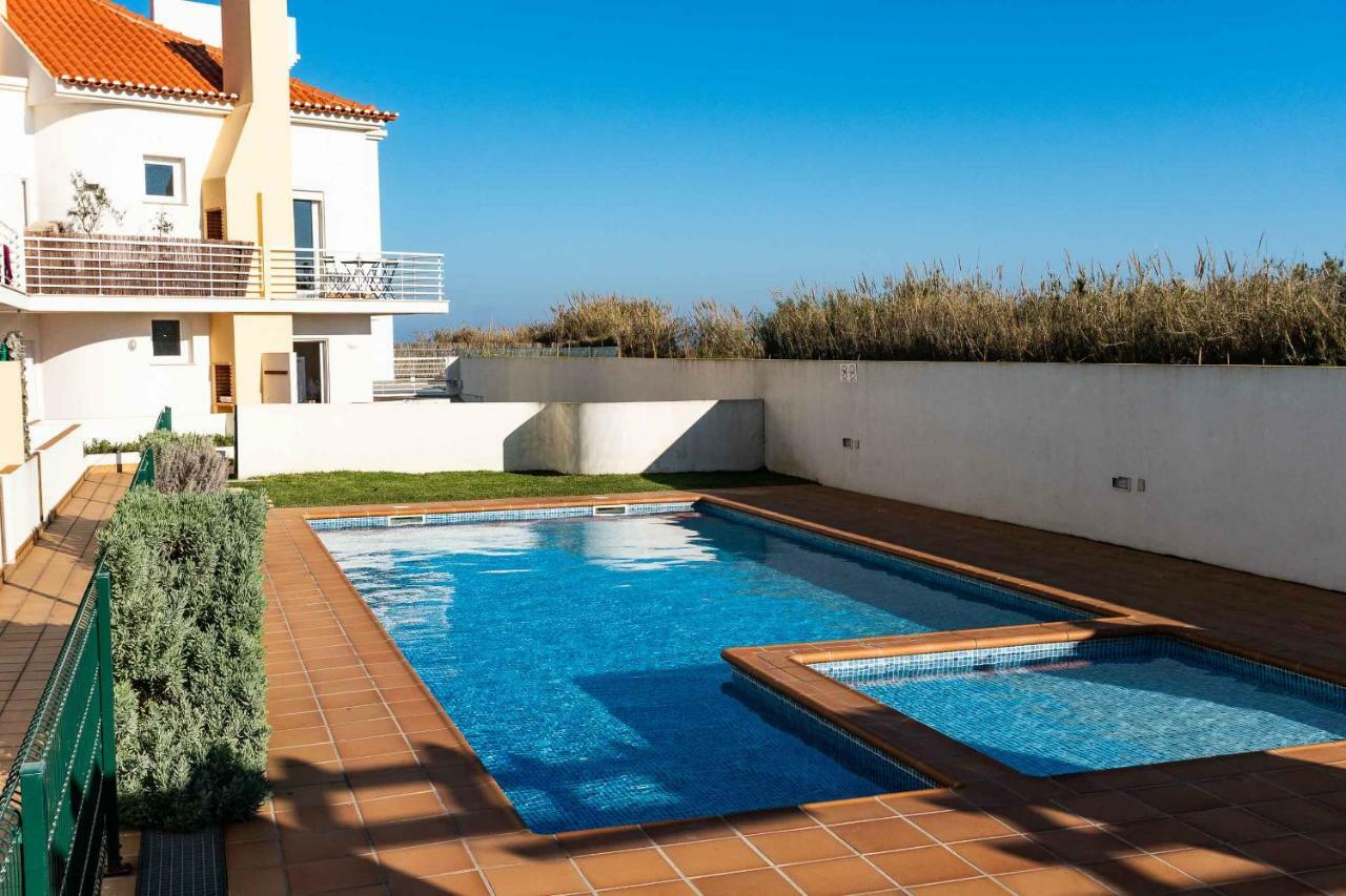 Apartments Baleal: Sunshine By The Pool Ferrel  Exteriör bild